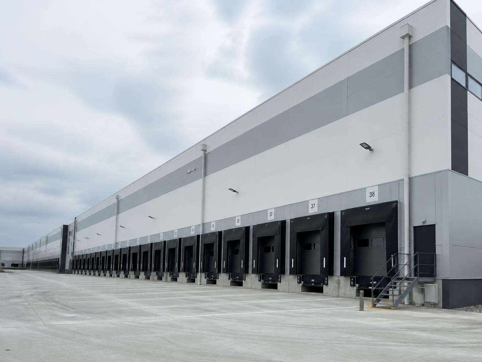 Modern logistiek distributiecentrum